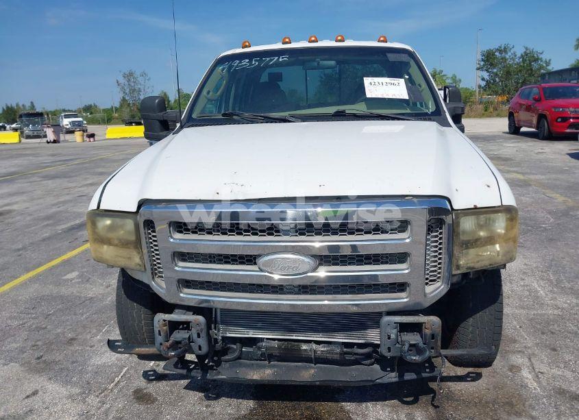 Photo 11 of 2006 Ford F-350 LARIAT/XL/XLT (VIN 1FTWW32P06EA20555)
