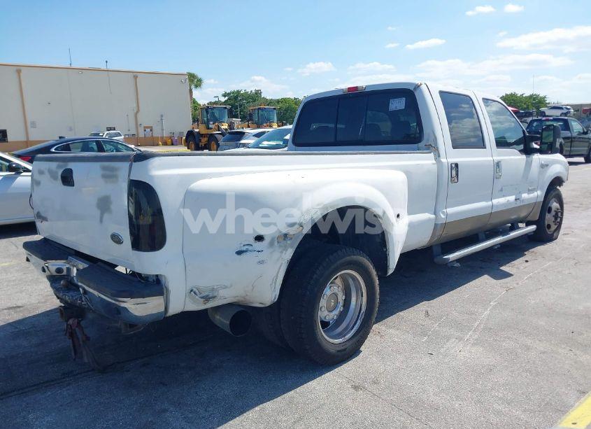 Photo 4 of 2006 Ford F-350 LARIAT/XL/XLT (VIN 1FTWW32P06EA20555)