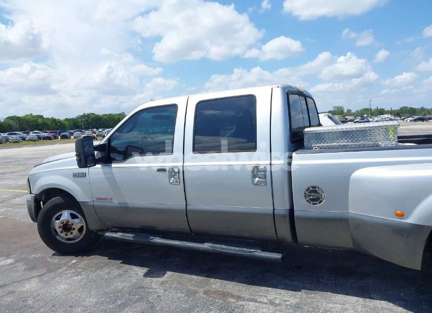 Photo 15 of 2004 Ford F-350 LARIAT/XL/XLT (VIN 1FTWW32P84ED71792)