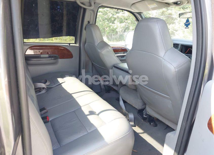 Photo 6 of 2003 Ford F-350 LARIAT/XL/XLT (VIN 1FTWW32PX3ED31602)