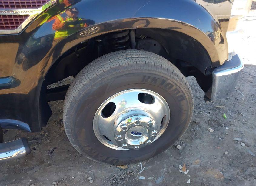 Photo 21 of 2008 Ford F-350 KING RANCH/LARIAT/XL/XLT (VIN 1FTWW32R08EE16294)