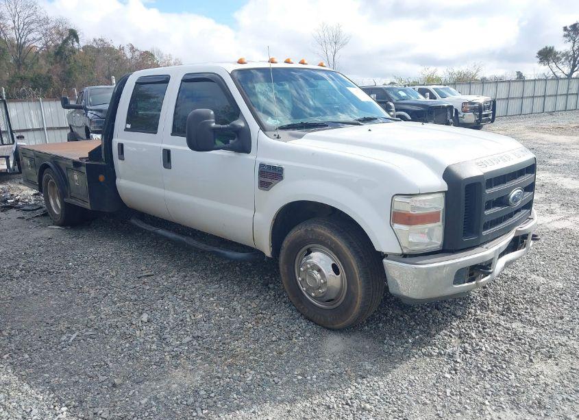 2008 Ford F-350 KING RANCH/LARIAT/XL/XLT (VIN 1FTWW32R58EC00599) main photo