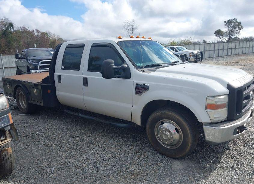 Photo 13 of 2008 Ford F-350 KING RANCH/LARIAT/XL/XLT (VIN 1FTWW32R58EC00599)