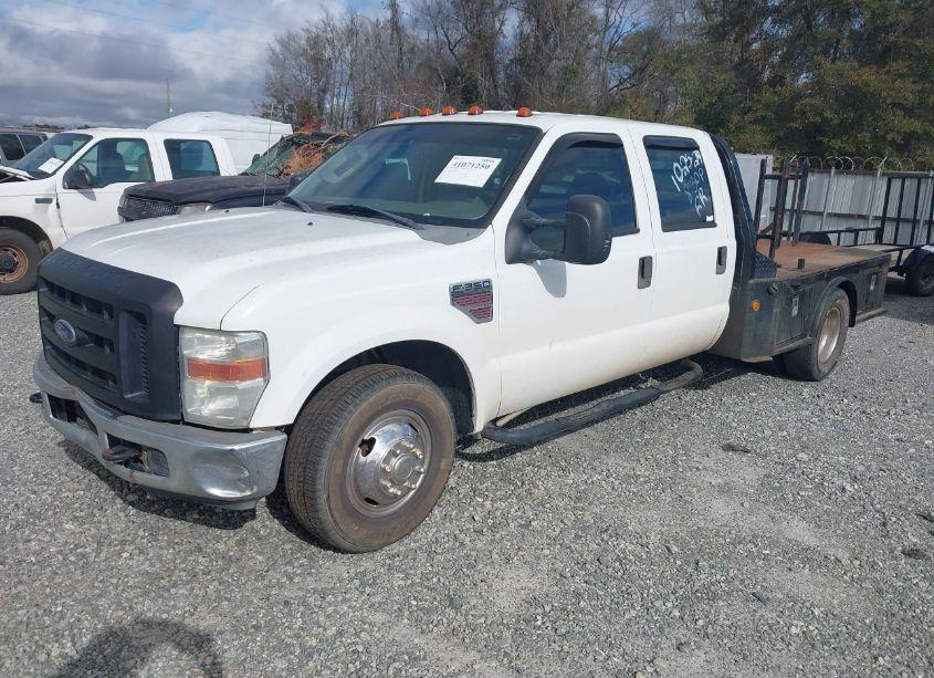 Photo 2 of 2008 Ford F-350 KING RANCH/LARIAT/XL/XLT (VIN 1FTWW32R58EC00599)
