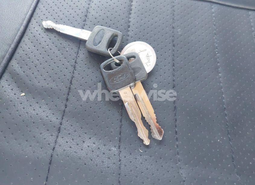 Photo 10 of 2001 Ford F-350 LARIAT/XL/XLT (VIN 1FTWW33F41EB96202)