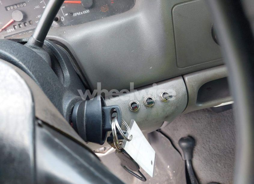 Photo 10 of 1999 Ford F-350 LARIAT/XL/XLT (VIN 1FTWW33F7XEA35268)