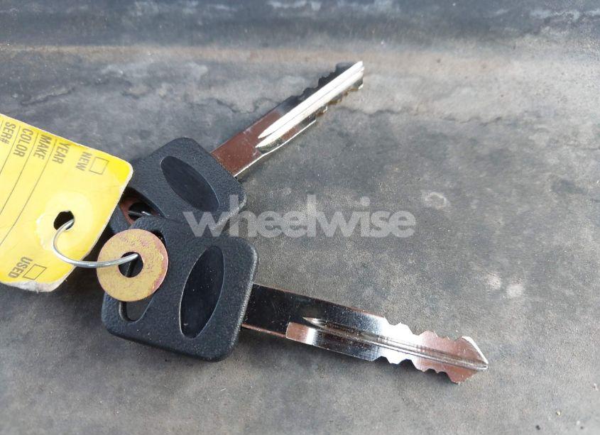 Photo 10 of 2005 Ford F-350 N/A (VIN 1FTWW33P05EC75784)