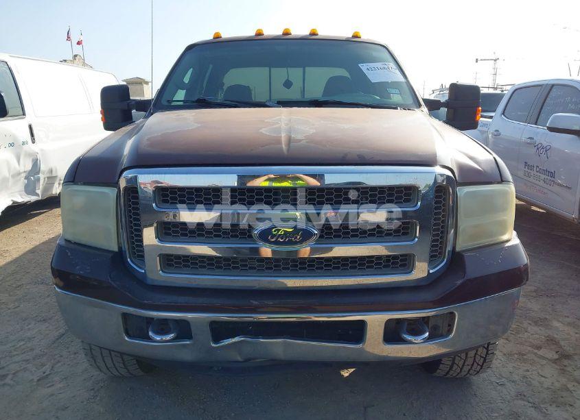 Photo 12 of 2005 Ford F-350 N/A (VIN 1FTWW33P05EC75784)