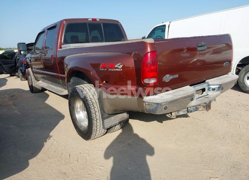 Photo 3 of 2005 Ford F-350 N/A (VIN 1FTWW33P05EC75784)