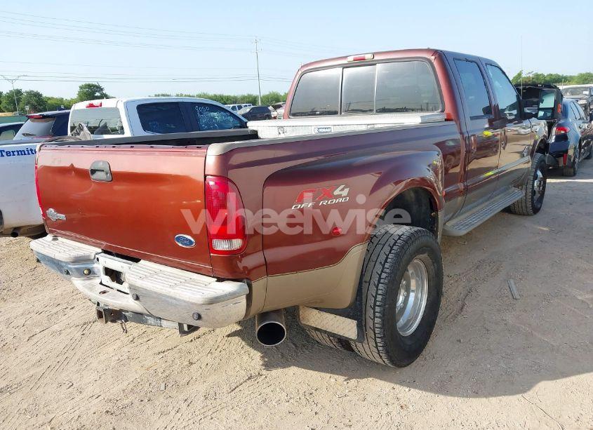 Photo 4 of 2005 Ford F-350 N/A (VIN 1FTWW33P05EC75784)