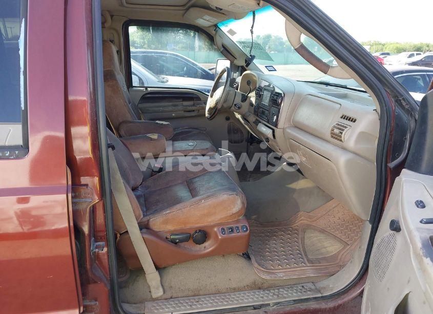 Photo 6 of 2005 Ford F-350 N/A (VIN 1FTWW33P05EC75784)