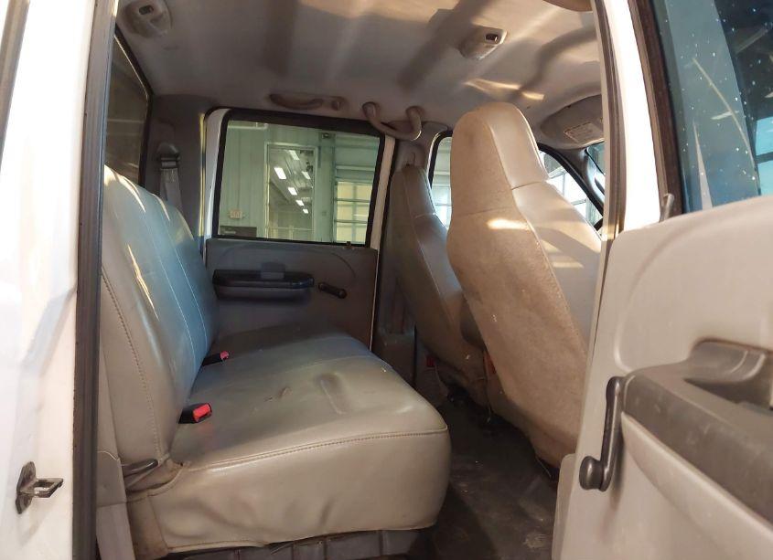 Photo 6 of 2006 Ford F-350 LARIAT/XL/XLT (VIN 1FTWW33P26ED41639)