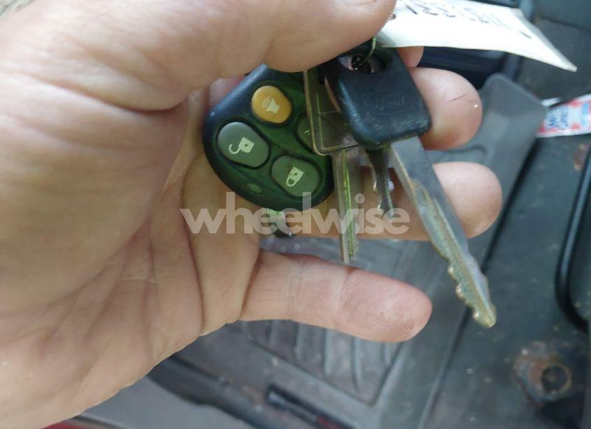 Photo 10 of 2003 Ford F-350 N/A (VIN 1FTWW33P33EB89866)