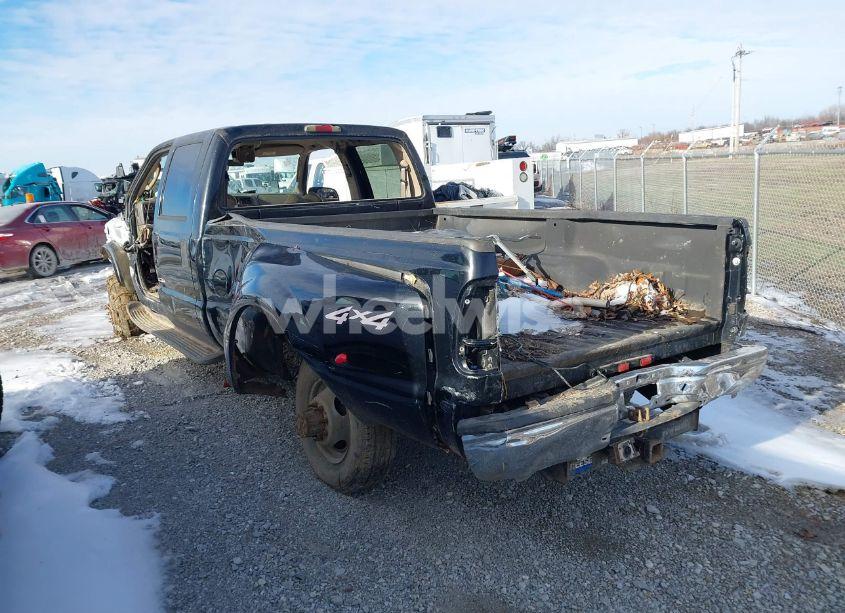 Photo 3 of 2003 Ford F-350 LARIAT/XL/XLT (VIN 1FTWW33P33ED01629)