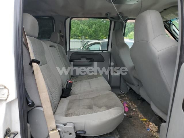 Photo 3 of 2005 FORD SUPER DUTY F-350 W/D (VIN 1FTWW33P45EA59968)