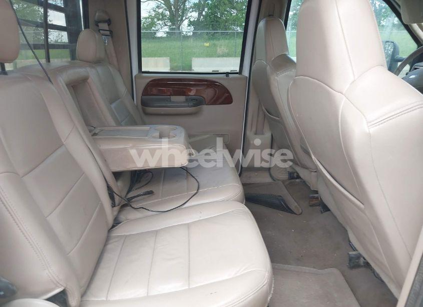 Photo 7 of 2004 Ford F-350 LARIAT/XL/XLT (VIN 1FTWW33P54EC03980)