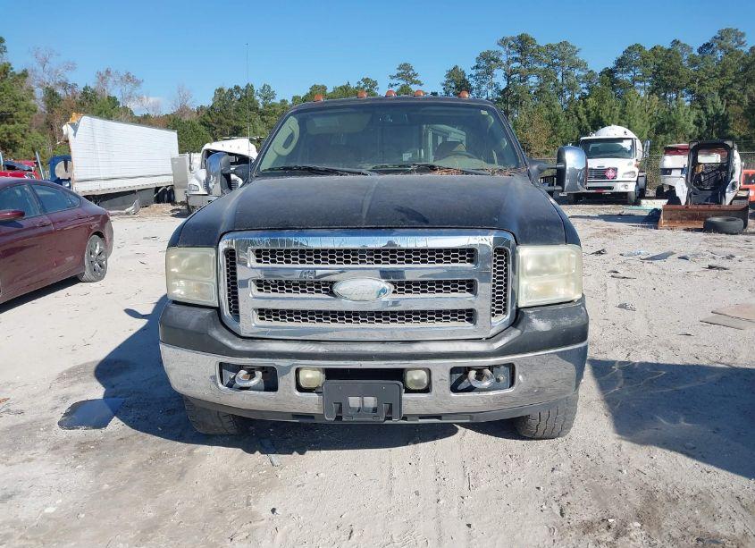 Photo 6 of 2007 Ford F-350 LARIAT/XL/XLT (VIN 1FTWW33P77EA24716)