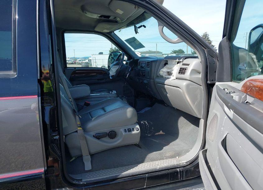 Photo 13 of 2002 Ford Super DUTY F-350 DRW LARIAT/XL/XLT (VIN 1FTWW33S12ED34535)