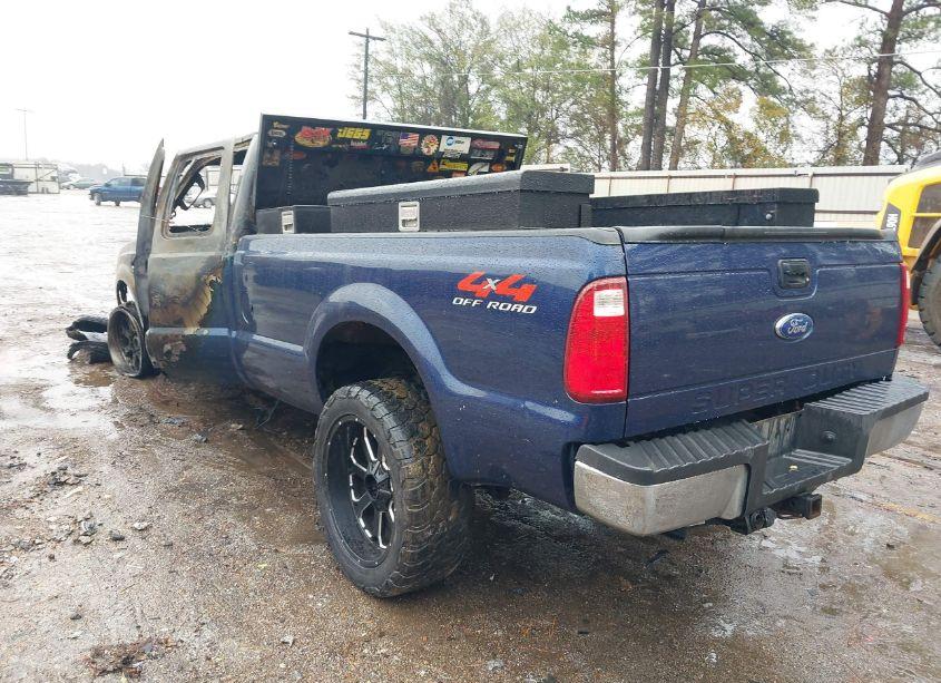 Photo 3 of 2008 Ford F-350 FX4/LARIAT/XL/XLT (VIN 1FTWX31Y28ED80033)