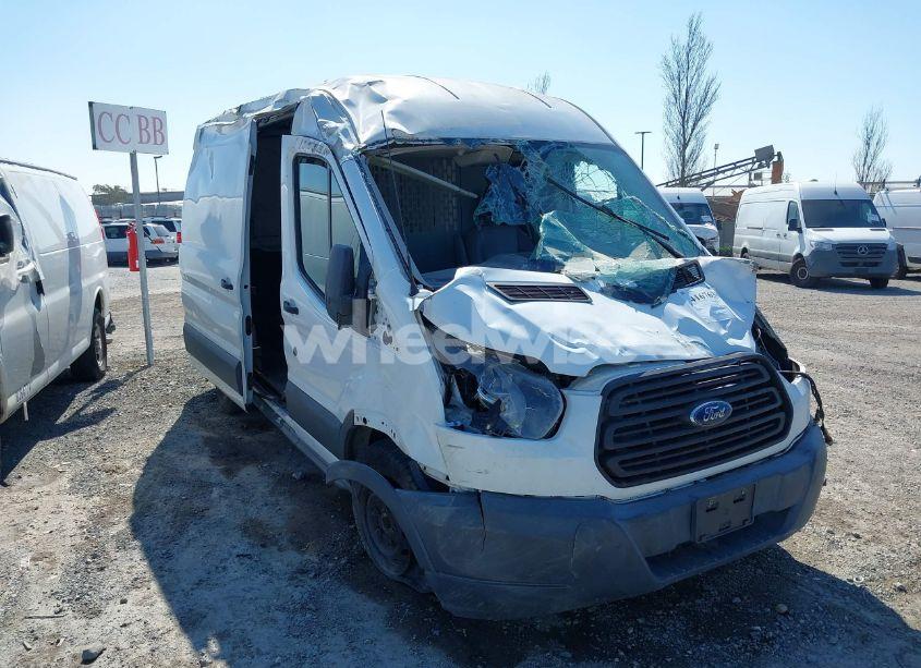 2017 Ford Transit-150 (VIN 1FTYE1CM3HKB50922) main photo