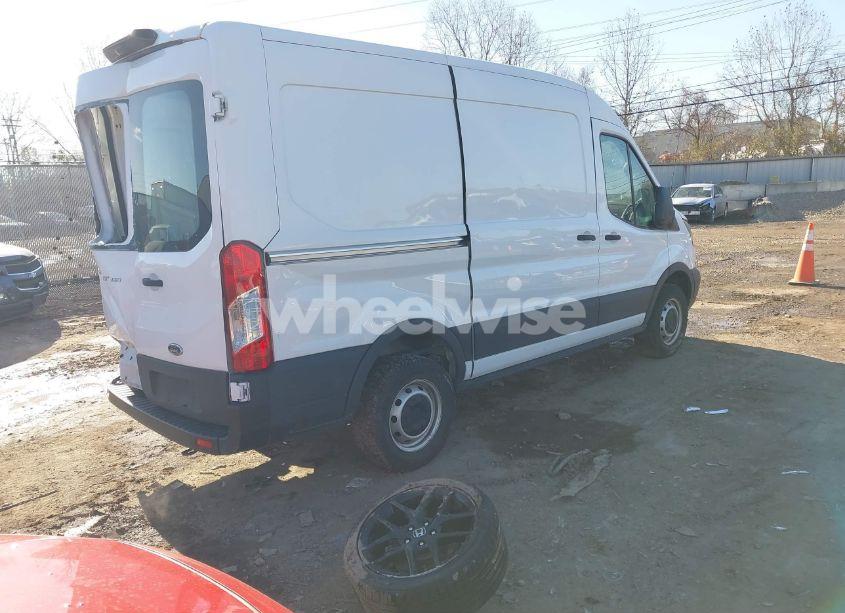 Photo 4 of 2019 Ford Transit-150 (VIN 1FTYE1CM9KKB64086)