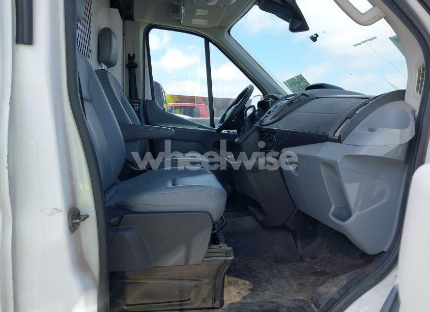 Photo 5 of 2018 Ford Transit-150 (VIN 1FTYE1CMXJKA35806)