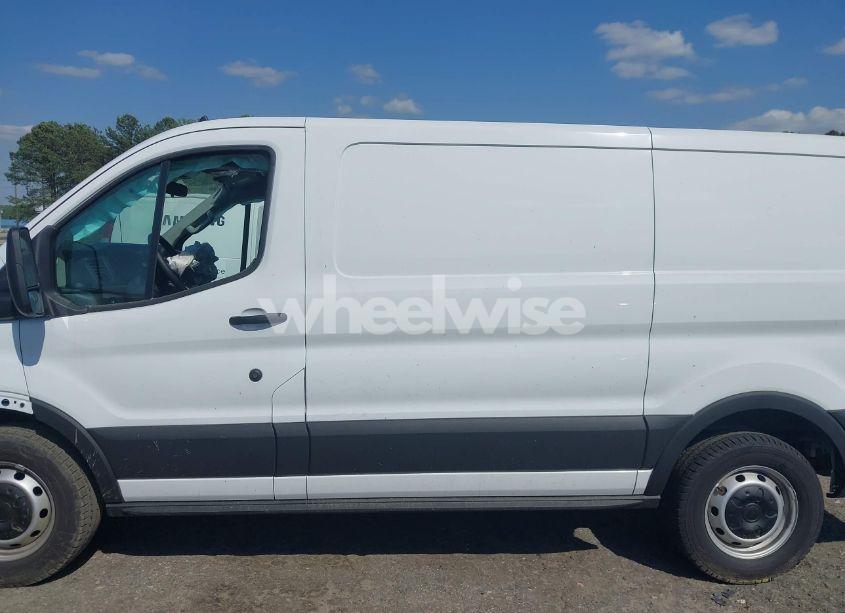 Photo 15 of 2024 Ford Transit-150 (VIN 1FTYE1Y80RKB18748)