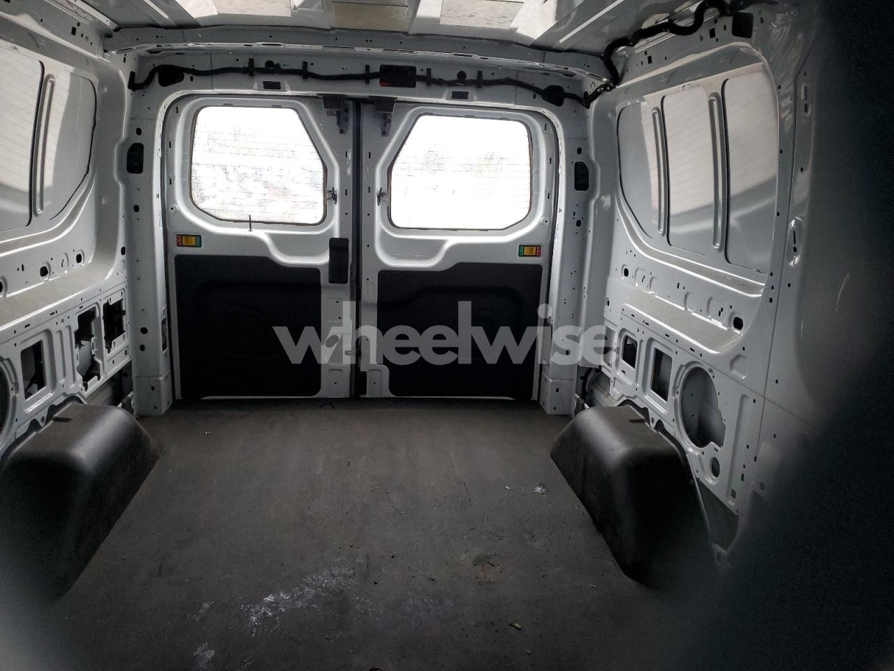 Photo 10 of 2023 FORD TRANSIT T-150 N/A (VIN 1FTYE1Y86PKC12131)