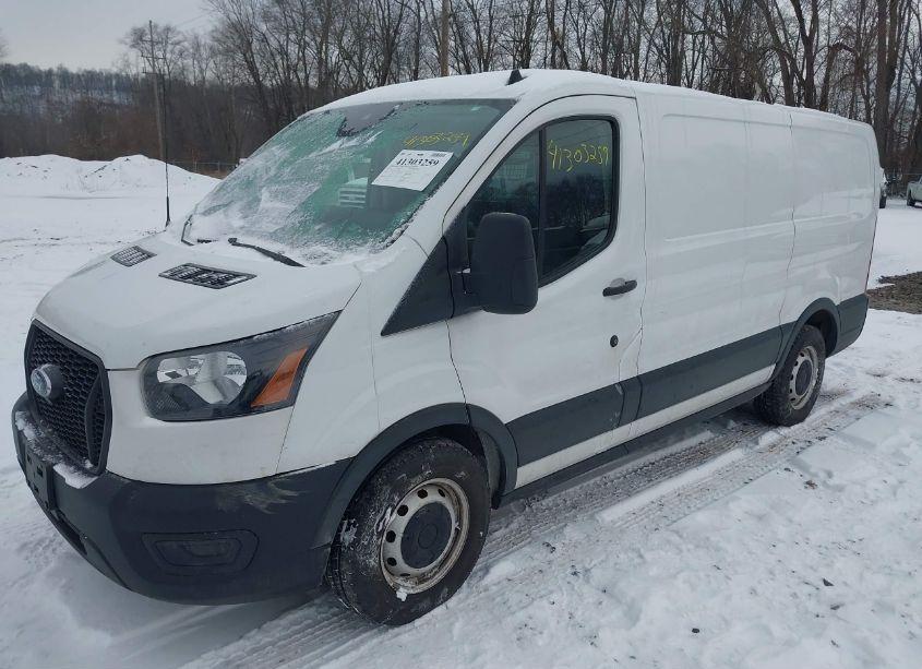 Photo 2 of 2022 Ford Transit-150 (VIN 1FTYE1Y87NKA62172)