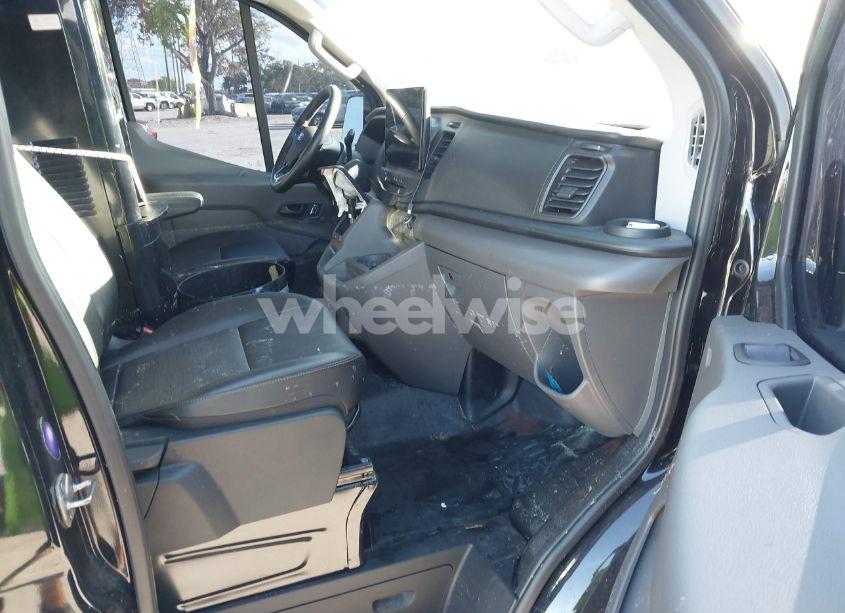 Photo 5 of 2023 Ford Transit-150 (VIN 1FTYE1Y8XPKA72598)