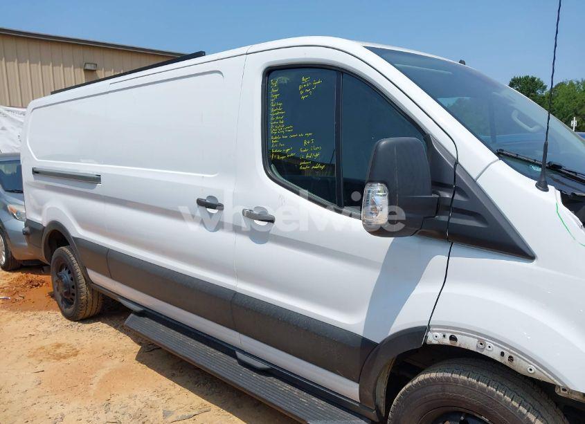 Photo 13 of 2022 Ford Transit-150 (VIN 1FTYE1YG6NKA04514)