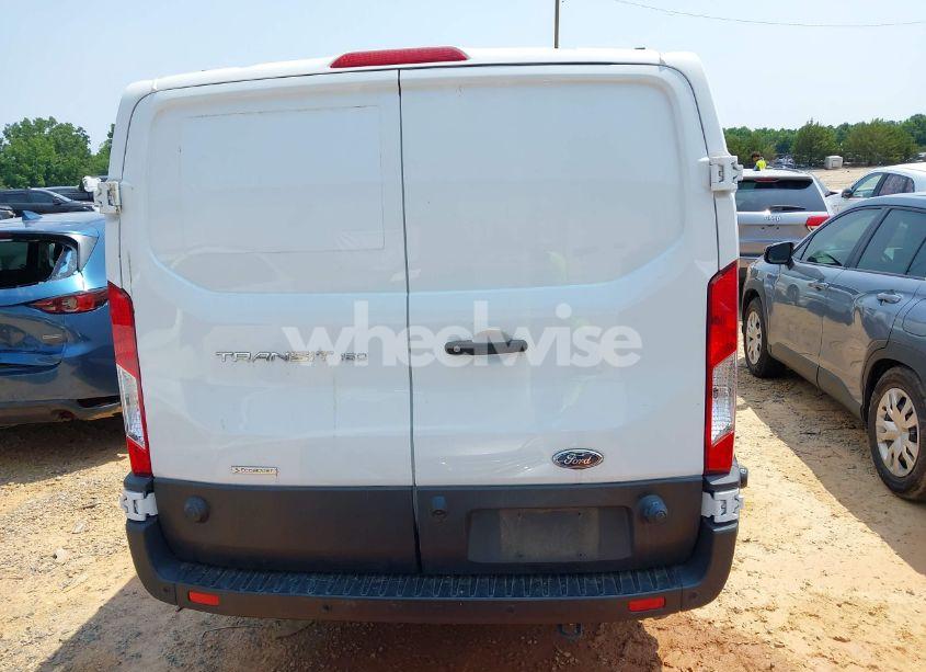 Photo 16 of 2022 Ford Transit-150 (VIN 1FTYE1YG6NKA04514)