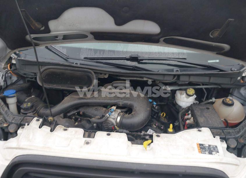 Photo 10 of 2018 Ford Transit-150 (VIN 1FTYE1YM0JKA30784)