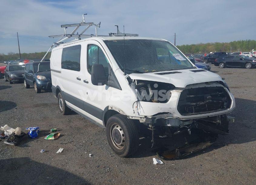 2018 Ford Transit-150 (VIN 1FTYE1YM1JKB29601) main photo