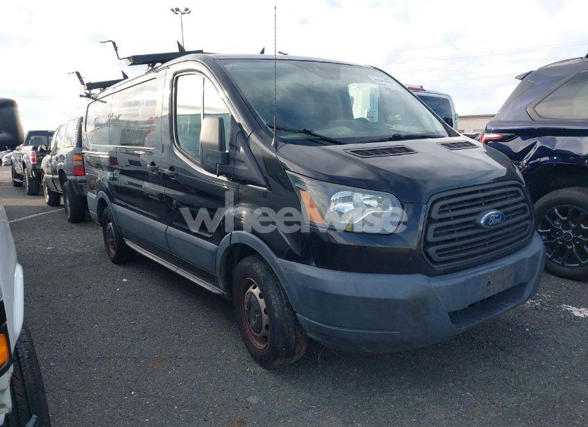2015 Ford Transit-150 (VIN 1FTYE1YM2FKA87298) main photo