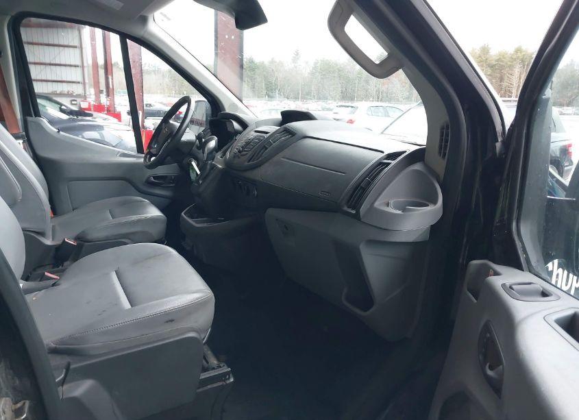 Photo 5 of 2019 Ford Transit-150 (VIN 1FTYE1YM3KKA78183)