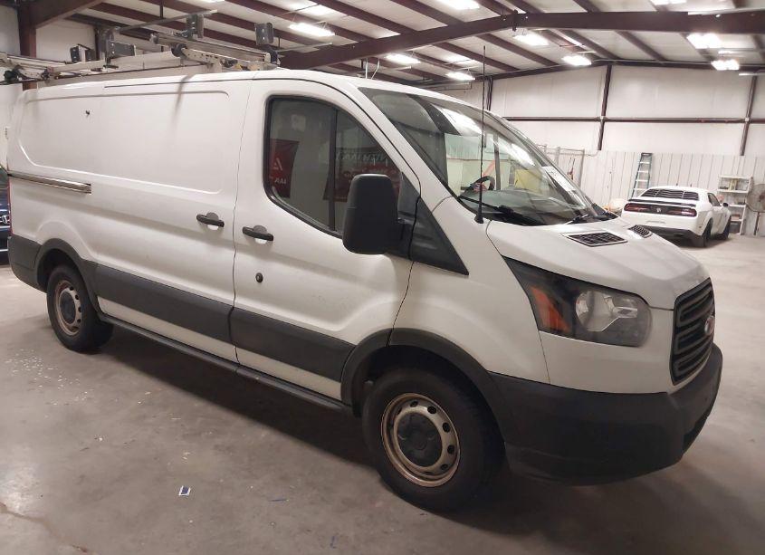 2019 Ford Transit-150 (VIN 1FTYE1YM4KKB31828) main photo