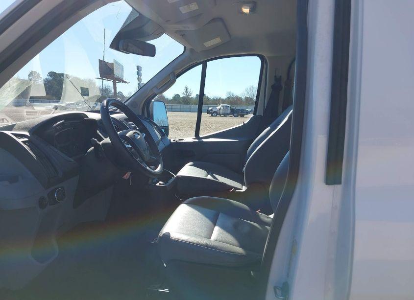 Photo 20 of 2019 Ford Transit-150 (VIN 1FTYE1YM4KKB31828)