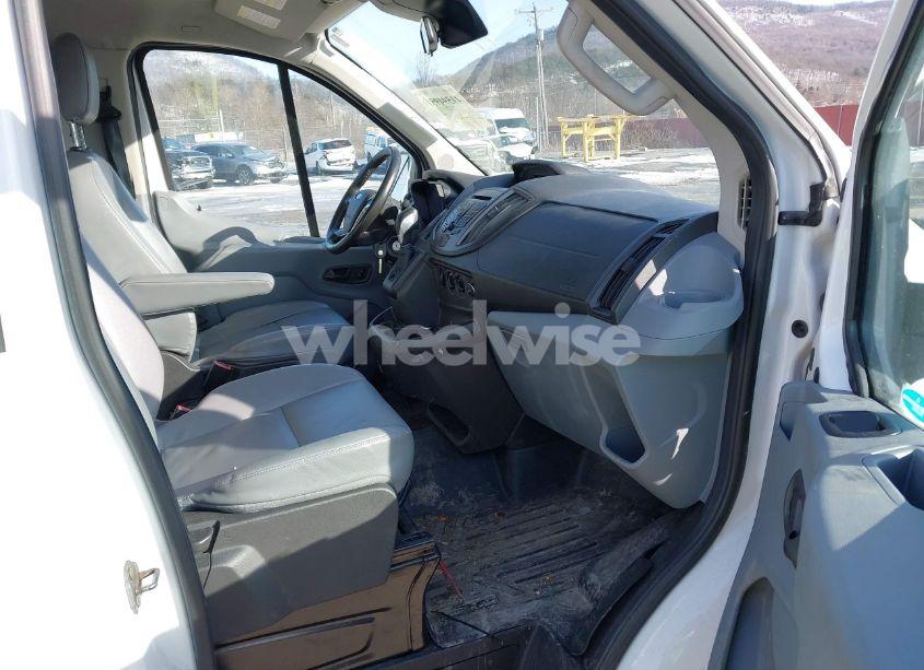 Photo 5 of 2016 Ford Transit-150 (VIN 1FTYE1YM5GKB51822)
