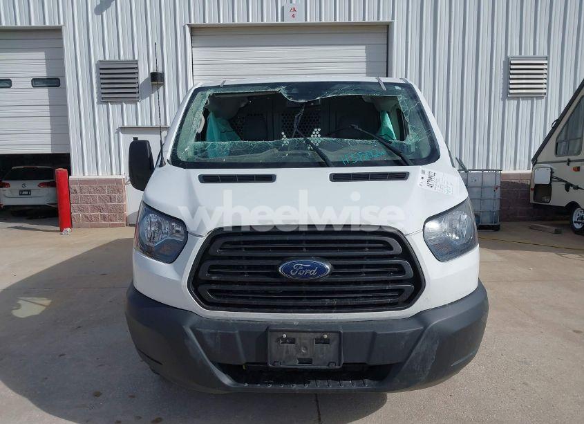 Photo 12 of 2019 Ford Transit-150 (VIN 1FTYE1YM5KKB72601)