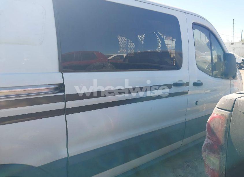 Photo 13 of 2018 Ford Transit-150 (VIN 1FTYE1YM6JKB20389)
