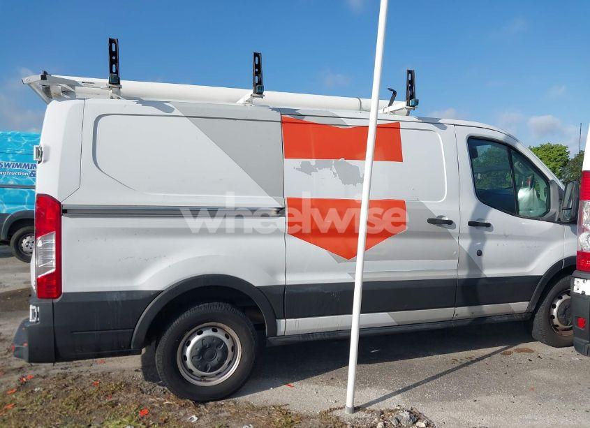 Photo 13 of 2019 Ford Transit-150 (VIN 1FTYE1YM6KKA53164)