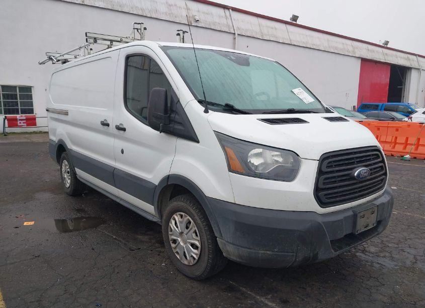 2016 Ford Transit-150 (VIN 1FTYE1YM7GKA17636) main photo