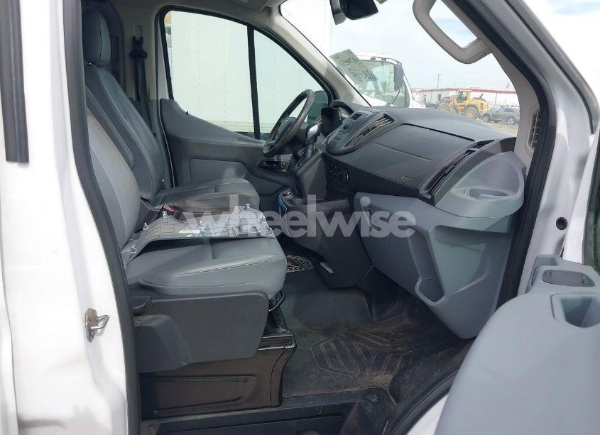 Photo 5 of 2019 Ford Transit-150 (VIN 1FTYE1YM7KKA11022)