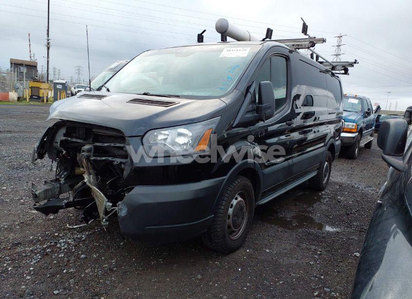 Photo 2 of 2019 Ford Transit-150 (VIN 1FTYE1YM7KKA41525)