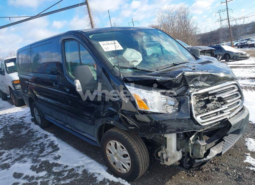 2019 Ford Transit-150 (VIN 1FTYE1YM8KKA78213) main photo