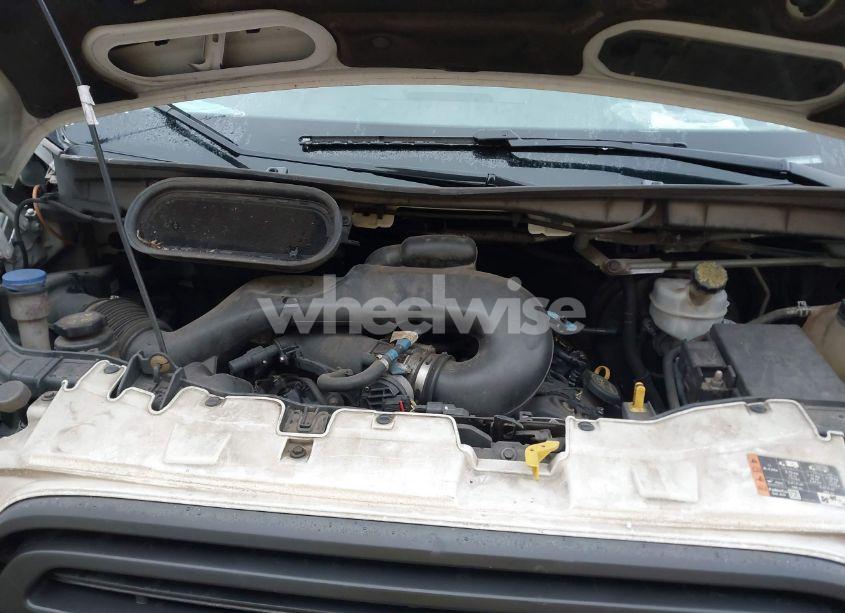 Photo 10 of 2018 Ford Transit-150 (VIN 1FTYE1YM9JKB54102)