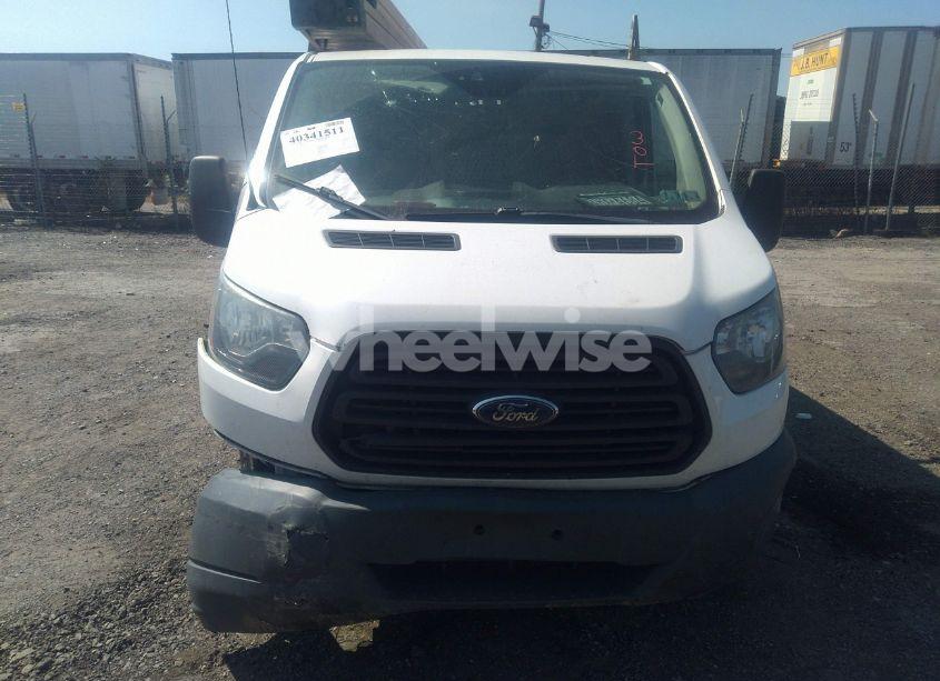 Photo 12 of 2016 Ford Transit-150 (VIN 1FTYE1YMXGKA16724)