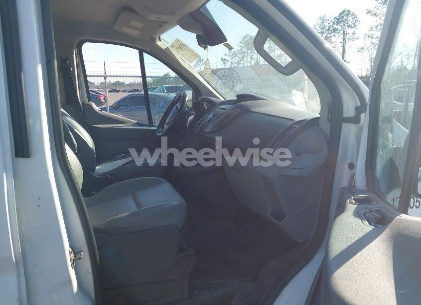 Photo 5 of 2017 Ford Transit-150 (VIN 1FTYE1YMXHKA18460)
