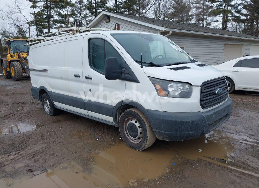 2017 Ford Transit-150 (VIN 1FTYE1YMXHKA68243) main photo
